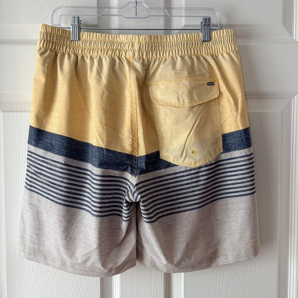 Hurley Mens Large Striped Board Shorts Yellow Blue Grey Elastic Waist Swim Trunk